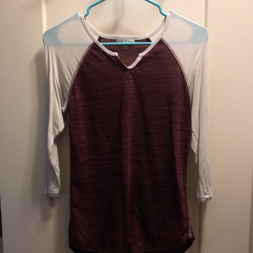 Maroon baseball tee from buckle